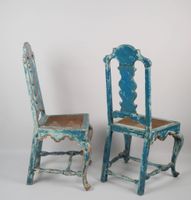 Paire de chaises cannées en bois patiné polychrome et doré à… (photo 2)