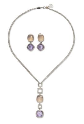 a necklace and earring set with amethorate, amethorate, and amethorate