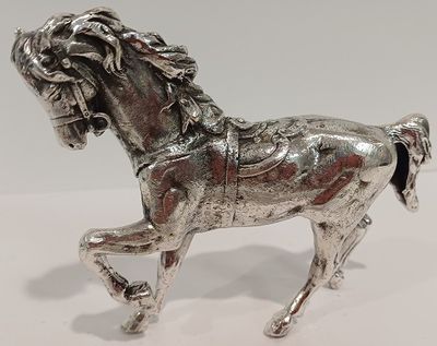 CHEVAL EN BRONZE ARGENTÉ long 13.5 cm