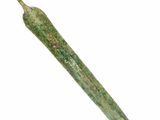 une image représentant un objet métallique vert sur fond blanc