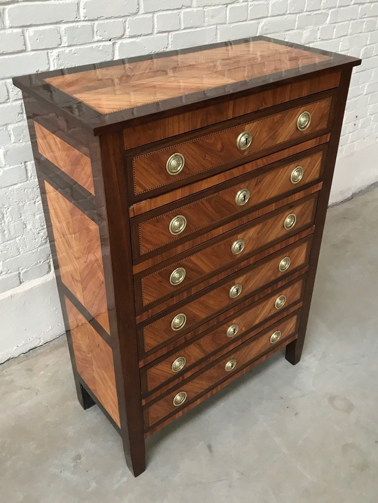 Objets d'art & Curiosités