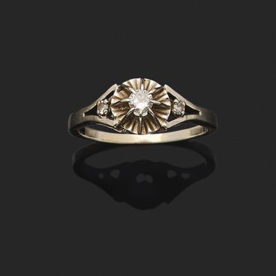 une bague en or et diamant