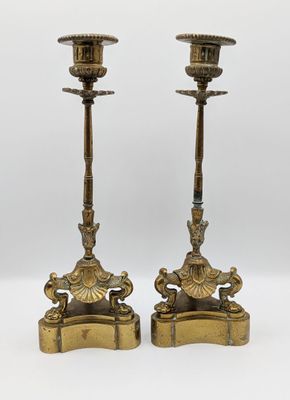 paire de chandeliers anciens en laiton