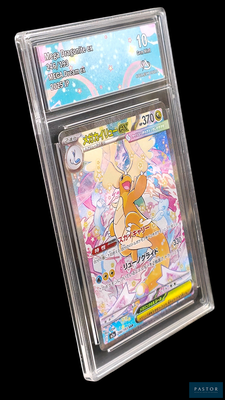 La carte à collectionner Pokémon se trouve dans un étui en plastique transparent