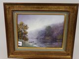 une peinture représentant une scène de rivière avec un bateau dans l'eau
