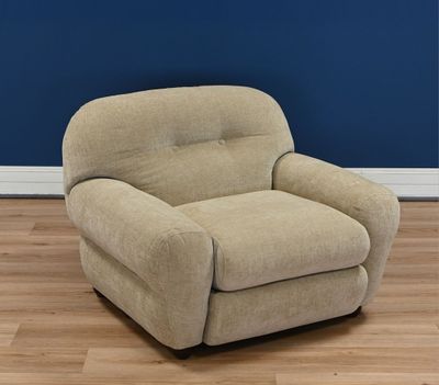 MARIO MARENCO édition Mobil Girgi. Un fauteuil, modèle Sappo…