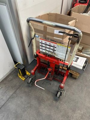 5 lève palette 500 kg 2 lève palette 1000 kg