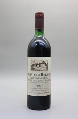 bouteille de Château Beauar grand cru grand cru grand cru grand cru grand cru grand cru grand cru grand cru grand cru