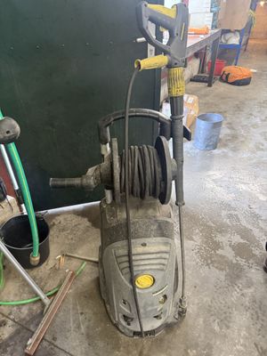 Nettoyeur haute pression à eau froide KARCHER - Photo 1