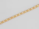 un bracelet en or et diamants