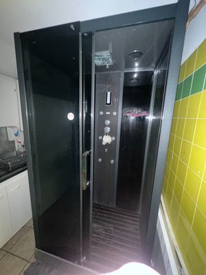 Cabine de douche à parois en verre