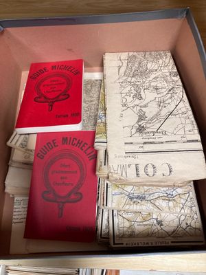 Lot de cartes géographiques - Deux guides MICHELIN (rééditions) - Photo 1