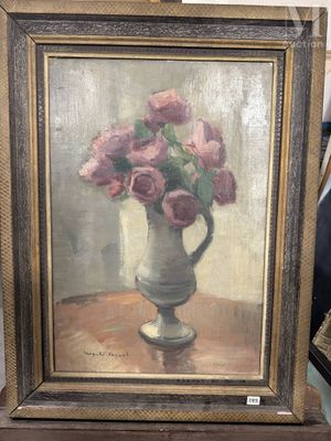 une peinture de fleurs roses dans un vase sur une table