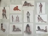 croquis représentant un homme et une femme assis côte à côte sur un lit