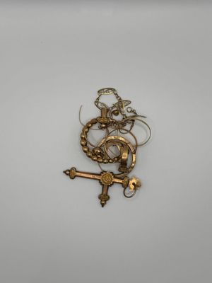 Debris d'or 750 °/°°. Poids : 15,9 g - Photo 1