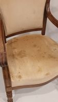 Lot de deux fauteuils et une chaise, en bois naturel, à doss… (photo 2)