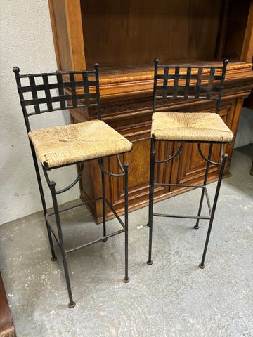 Paire de tabourets de bar en fer forgé assise Paillée 