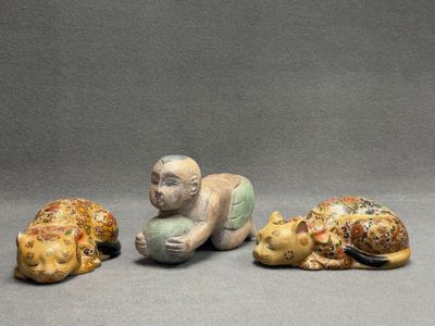 Paire de chats en céramique japonaise moderne et appui tête …