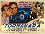 une vieille affiche de cinéma représentant deux hommes et une femme devant un immeuble