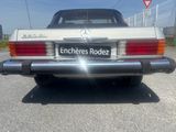 une Mercedes-Benz, Mercedes-Benz, Mercedes-Benz, Mercedes-Benz, Mercedes-Benz, Mercedes-Benz, Mercedes-Benz, Mercedes-Benz, Mercedes-Benz, Mercedes-Benz, Mercedes-Benz, Mercedes-Benz, Mercedes-Benz, Mercedes-Benz, Mercedes-Benz, Mercedes-Benz, Mercedes-Benz, Mercedes-Benz, Mercedes-Benz, Mercedes-Benz, Mercedes-Benz, Mercedes-Benz, Mercedes-Benz, Mercedes-Benz, Mercedes-Benz, Mercedes-Benz, Mercedes-Benz, Mercedes-Benz, Mercedes-Benz, Mercedes-Benz