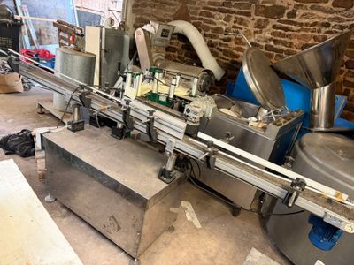 Étiqueteuse automatique linéaire - REVERSIBLE LABELLERS COMP…