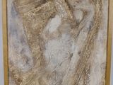 une image d'un tableau représentant une femme en robe blanche