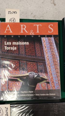 ARTS & CULTURES: Année: 2010.