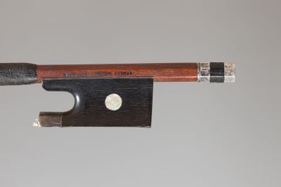 Archet de violon de MORIZOT Frères, fait vers 1940, signé "L…
