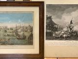 deux photos encadrées représentant des navires, exposées dans une pièce