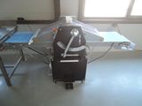 a machine that is sitting on a table in a room