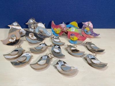 (x19) Perchoir à oiseaux en forme oiseau (R1)