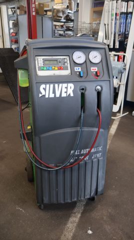 Machine à clim BOSCH SILVER type 0129, gaz R134 (révision le 06/2...