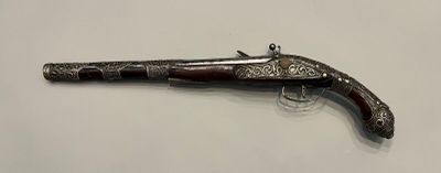 Pistolet oriental à silex à très nombreuses garnitures et dé…