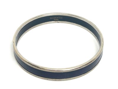 HERMES - Bracelet Hermès en émail noir - Structure en métal …