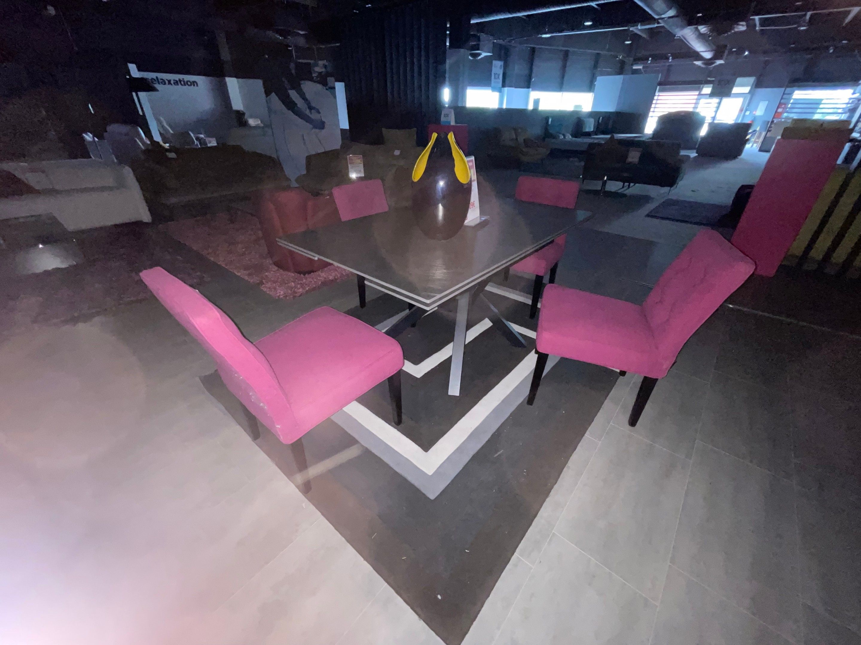 Table de salle à manger ARLENE (90x150) extensible par le cô…