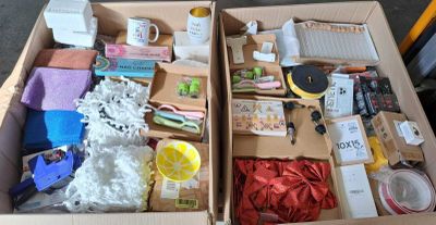 122 / 1 palette de 240 kg de mix (petit bol, économes,… - Photo 1