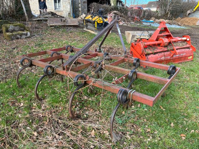 Cultivateur ancien