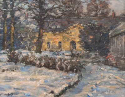 une peinture à l'huile représentant une maison jaune dans un paysage enneigé