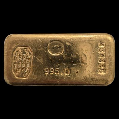 une barre d'or sur fond noir