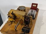a small machine that is sitting on a table