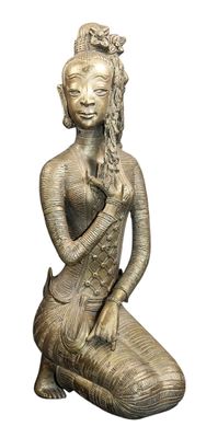SUJET en bronze ou laiton figurant une divinité asiatique ag…