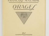 un vieux livre sur lequel figure l'image d'un cheval