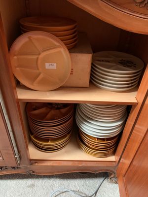 Lot de céramiques : services à fondue et divers