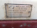a sign on the back of a truck that says fuel fuel france