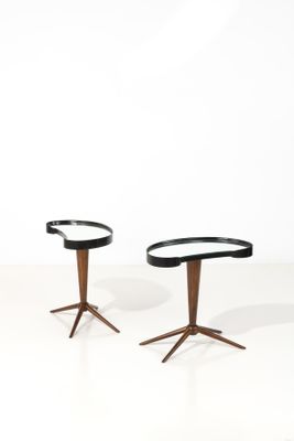 paire de tables d'appoint de style « mid-century modern » dans le style de Person
