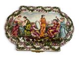 a picture of a decorative plate with a painting on it