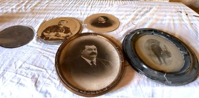 4 Portraits anciens - Photo 1