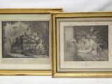 deux reproductions encadrées représentant un homme et une femme assis sur un banc