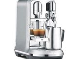 Machine à café expresso Sagel avec une tasse d'expresso