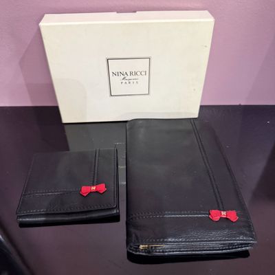 Lot maroquinerie NINA RICCI porte monnaie et portefeuille cu…